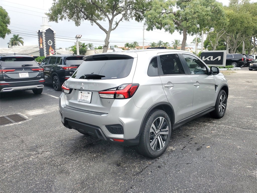 New 2025 Mitsubishi Outlander Sport SE image 4