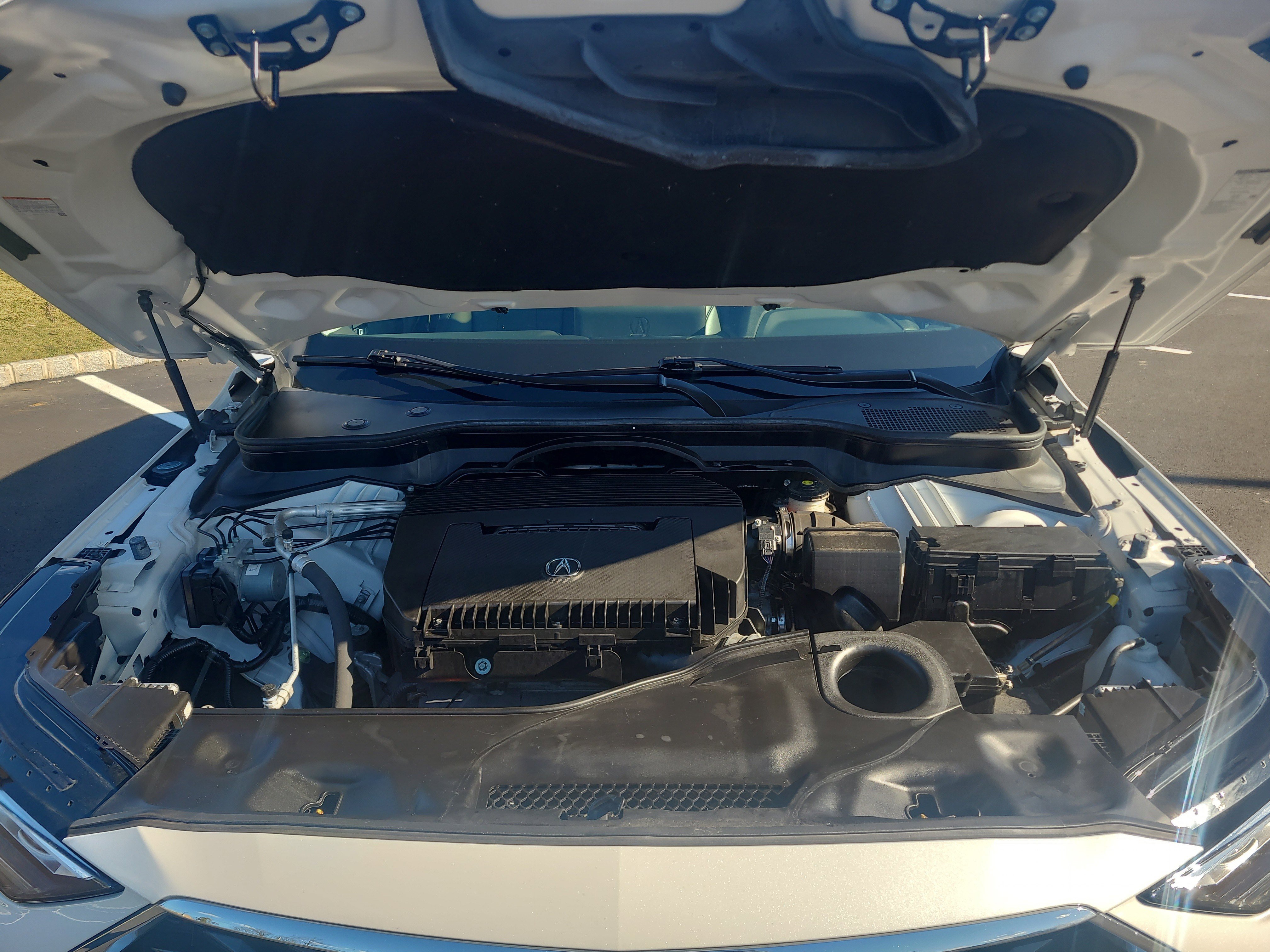 Used 2023 Acura MDX SH-AWD image 34