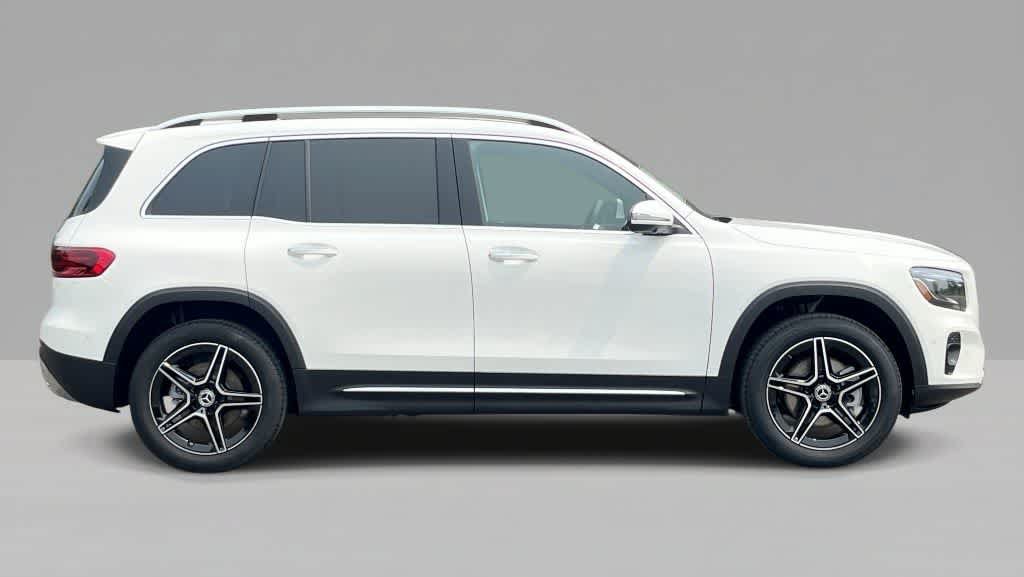 Used 2026 Mercedes-Benz GLB 250 4MATIC image 6