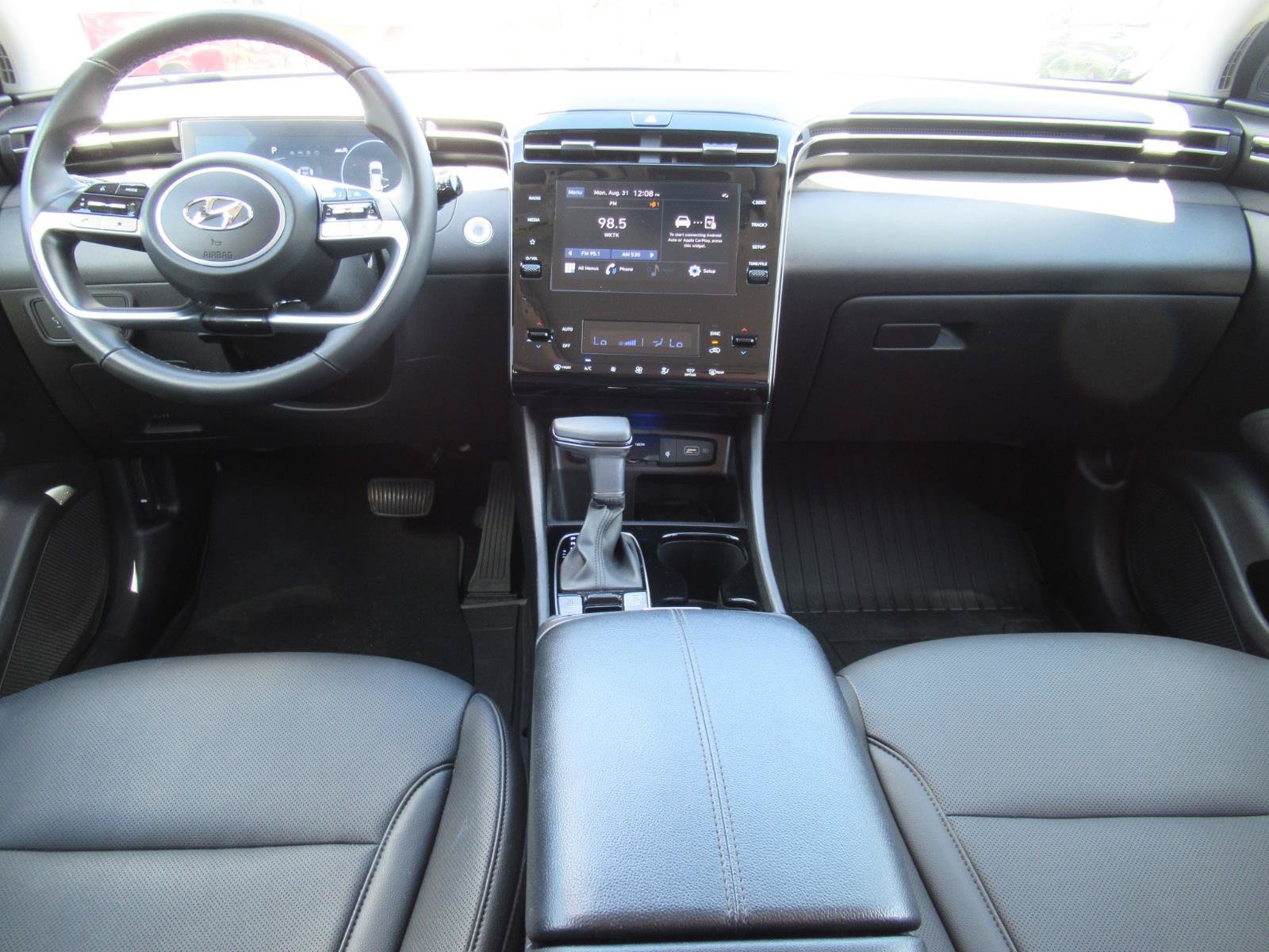 Used 2023 Hyundai Tucson SEL w/ Convenience Package AWD/4WD image 11
