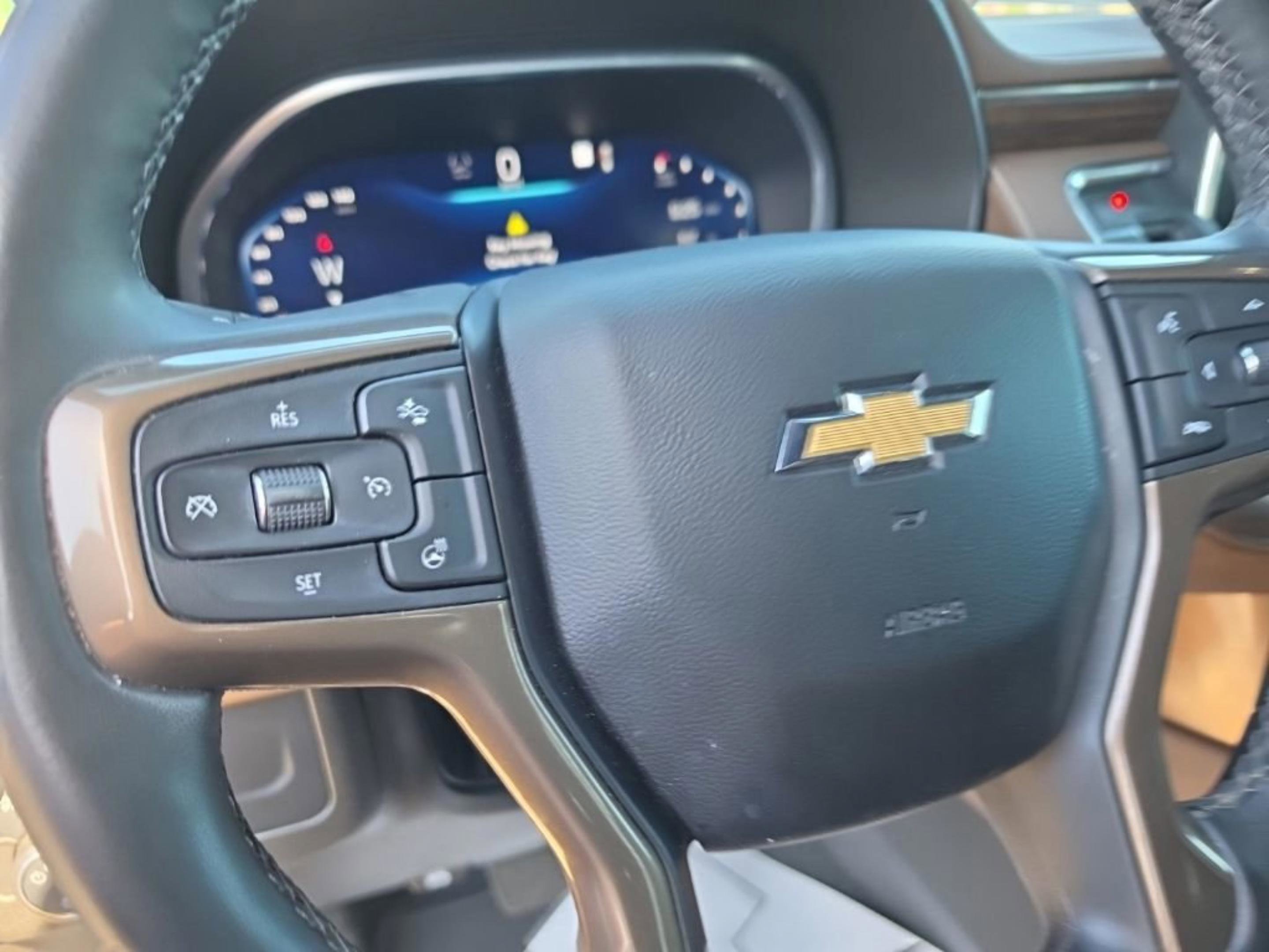 Used 2023 Chevrolet Tahoe High Country w/ Premium Package 2 AWD/4WD image 17