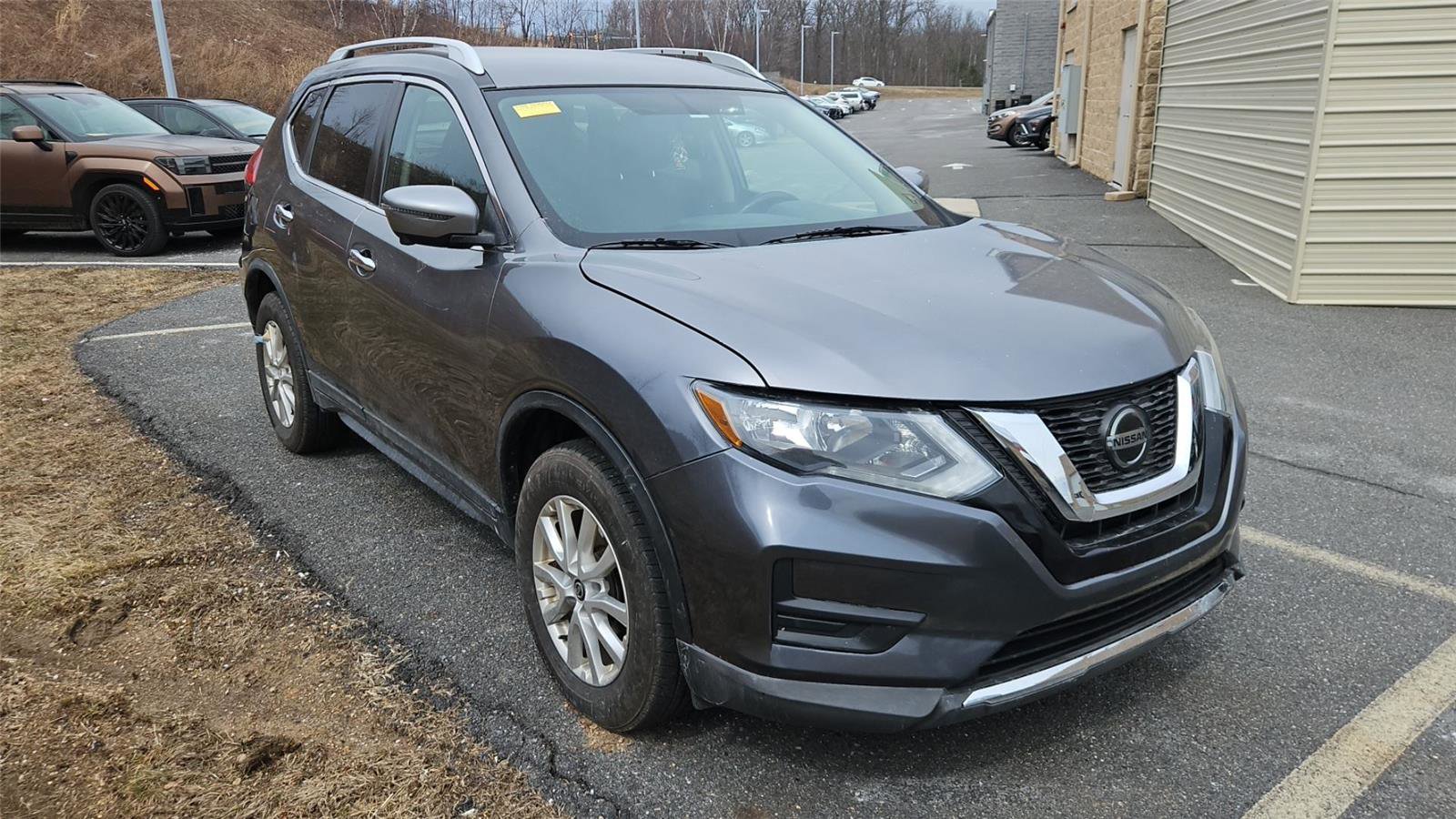 Used 2018 Nissan Rogue SV w/ Premium Package
