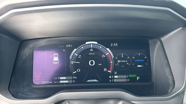 Used 2025 Toyota Sequoia SR5 w/ SR5 Premium Package AWD/4WD image 18