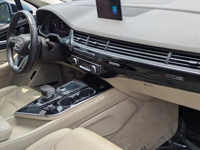 Used 2019 Audi Q7 3.0T Prestige w/ Prestige Package AWD/4WD image 21