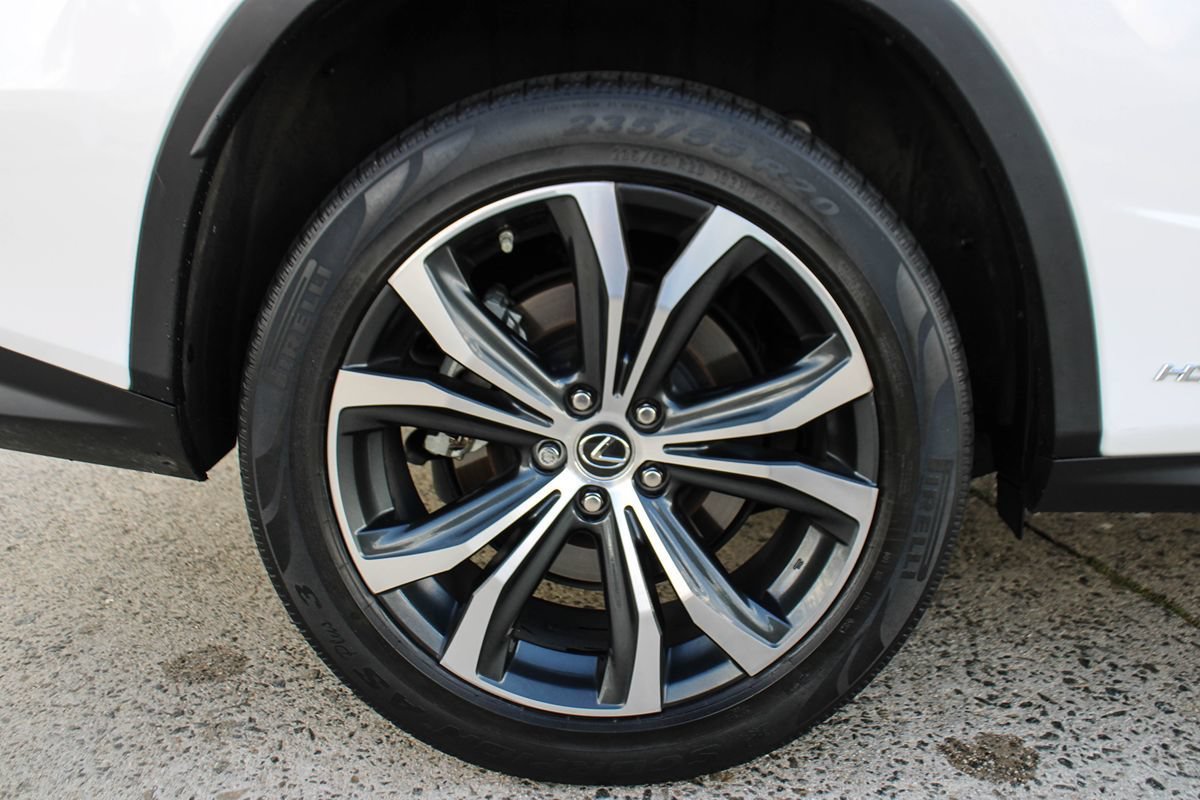 Used 2022 Lexus RX 450h AWD w/ Premium Package image 40