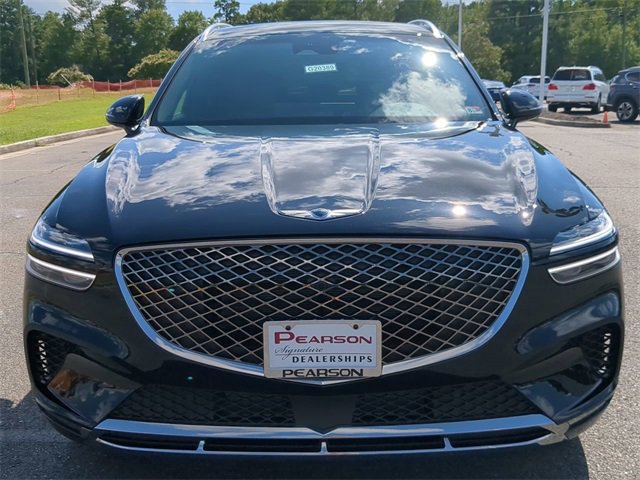 Used 2024 Genesis GV70 2.5T w/ Advanced Package image 8