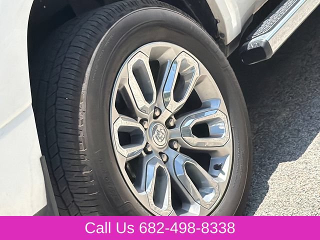 Used 2023 RAM 1500 Laramie AWD/4WD image 9