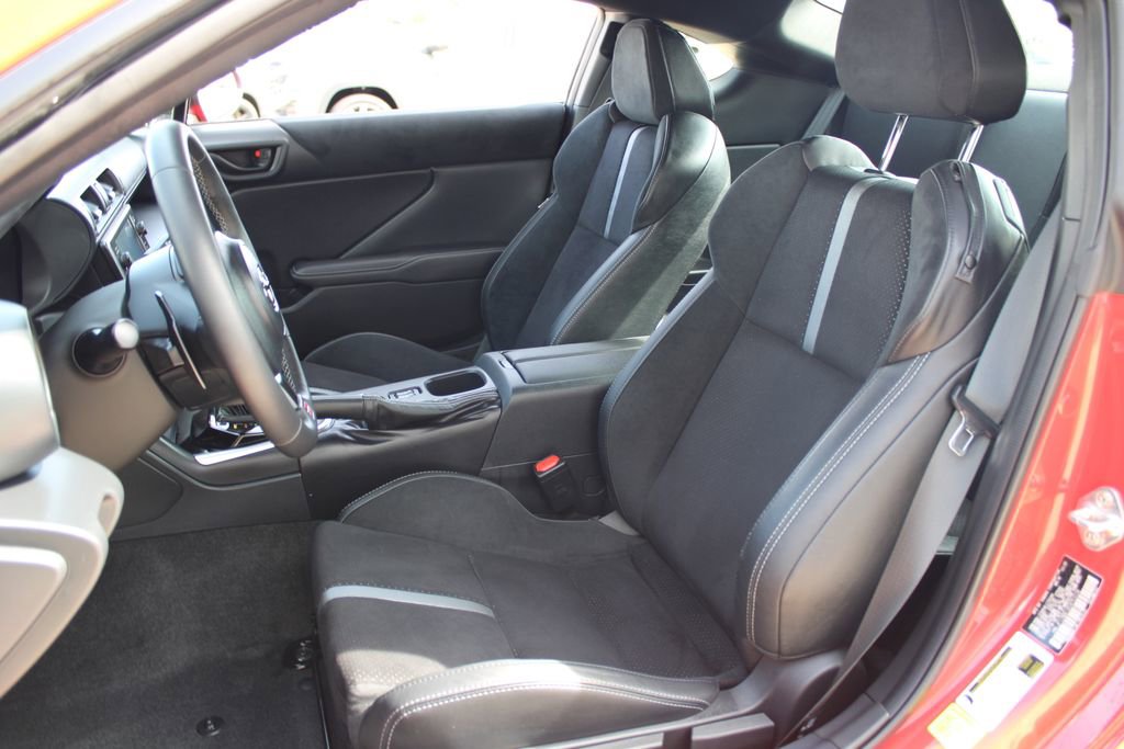 Used 2025 Toyota GR86 Premium w/ ALL Weather Mat Package (TMS) image 7