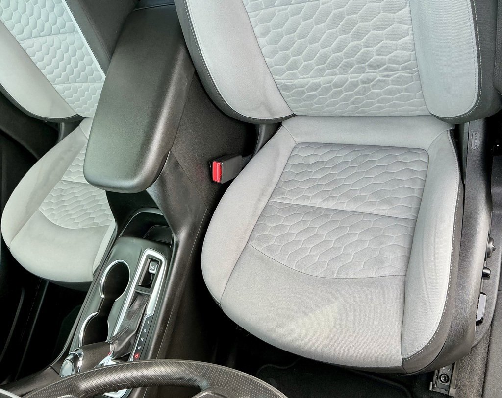 Used 2021 Chevrolet Equinox LT image 40