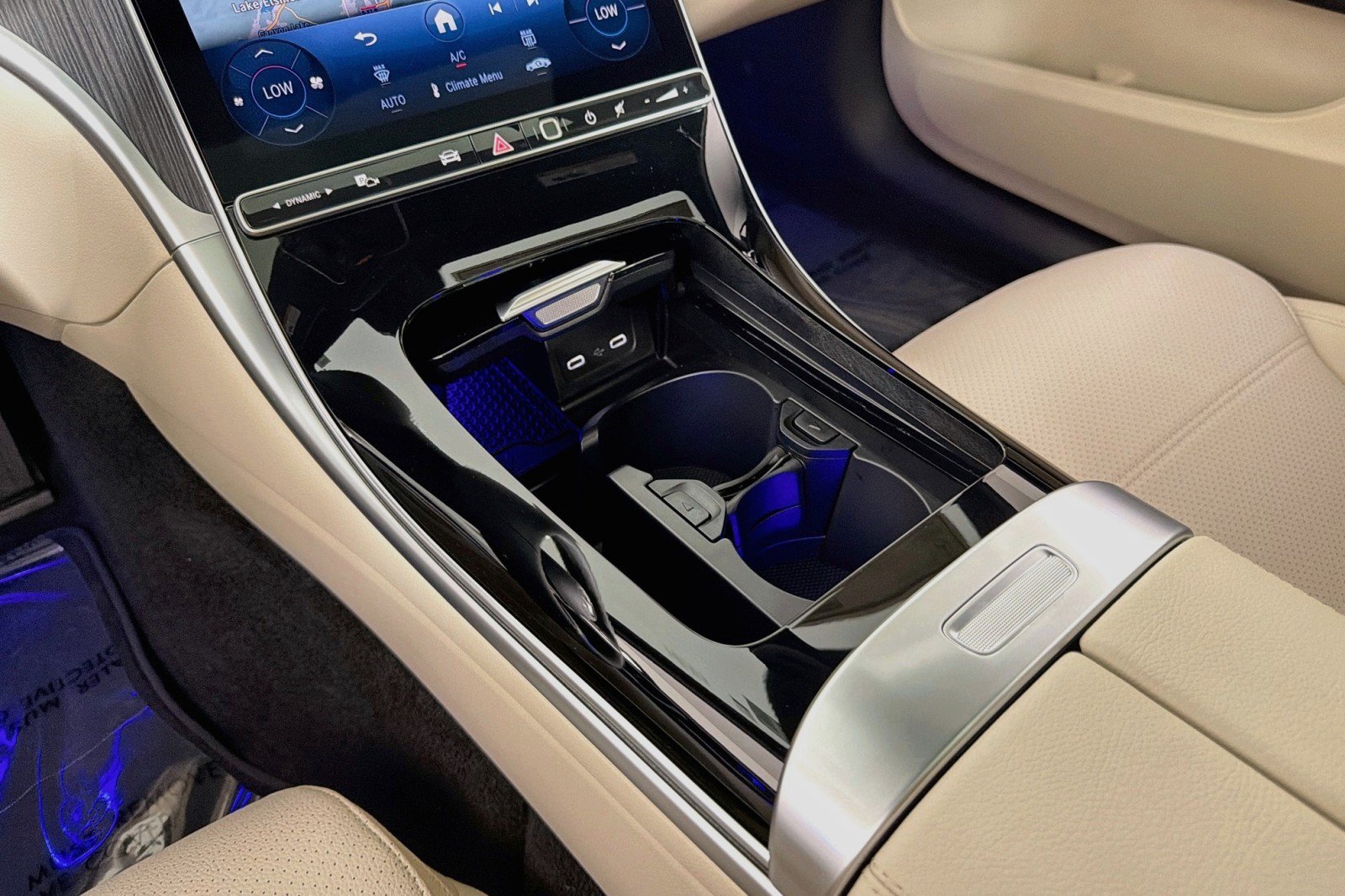 New 2026 Mercedes-Benz C 300 Sedan image 5