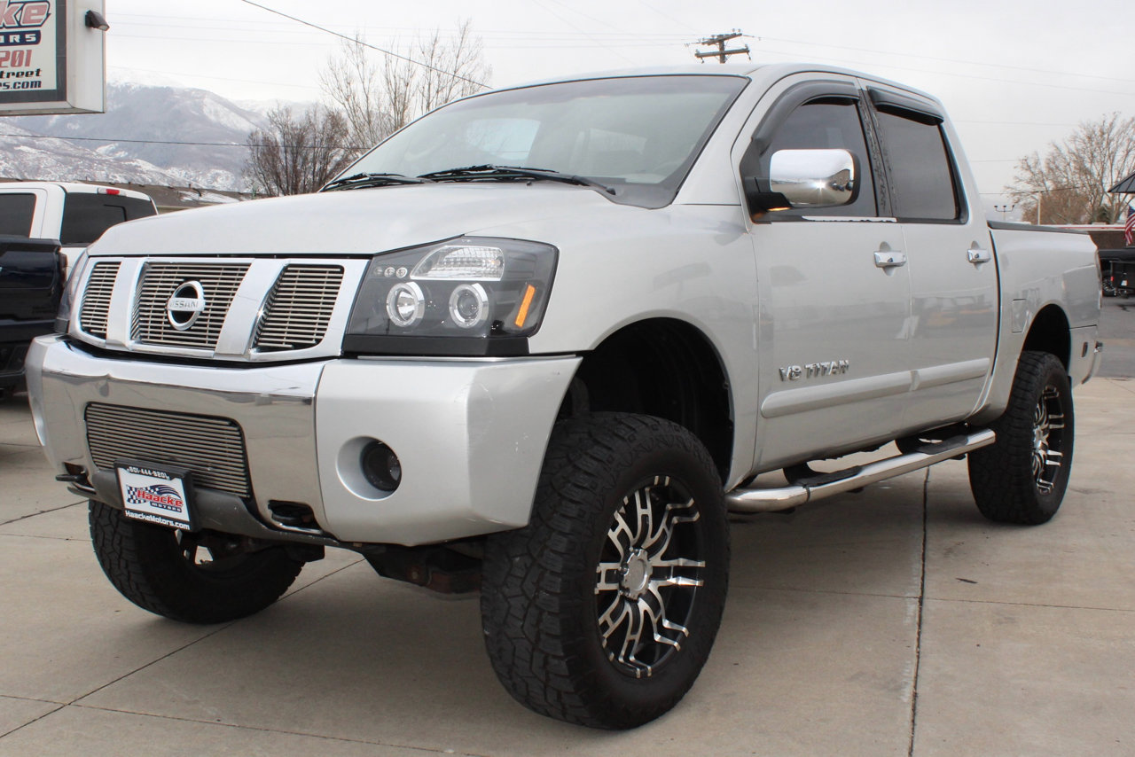 Used 2006 Nissan Titan LE w/ (R02) LE Off-Road Pkg image 5