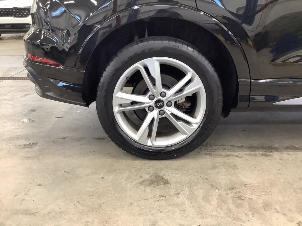 Used 2022 Audi Q3 2.0T Premium Plus AWD/4WD image 12