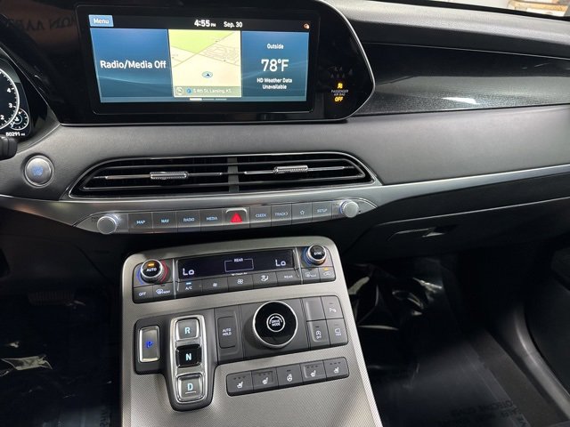 Used 2020 Hyundai Palisade Limited image 19