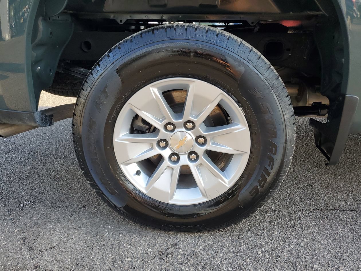 Used 2025 Chevrolet Silverado 1500 LT RWD image 5