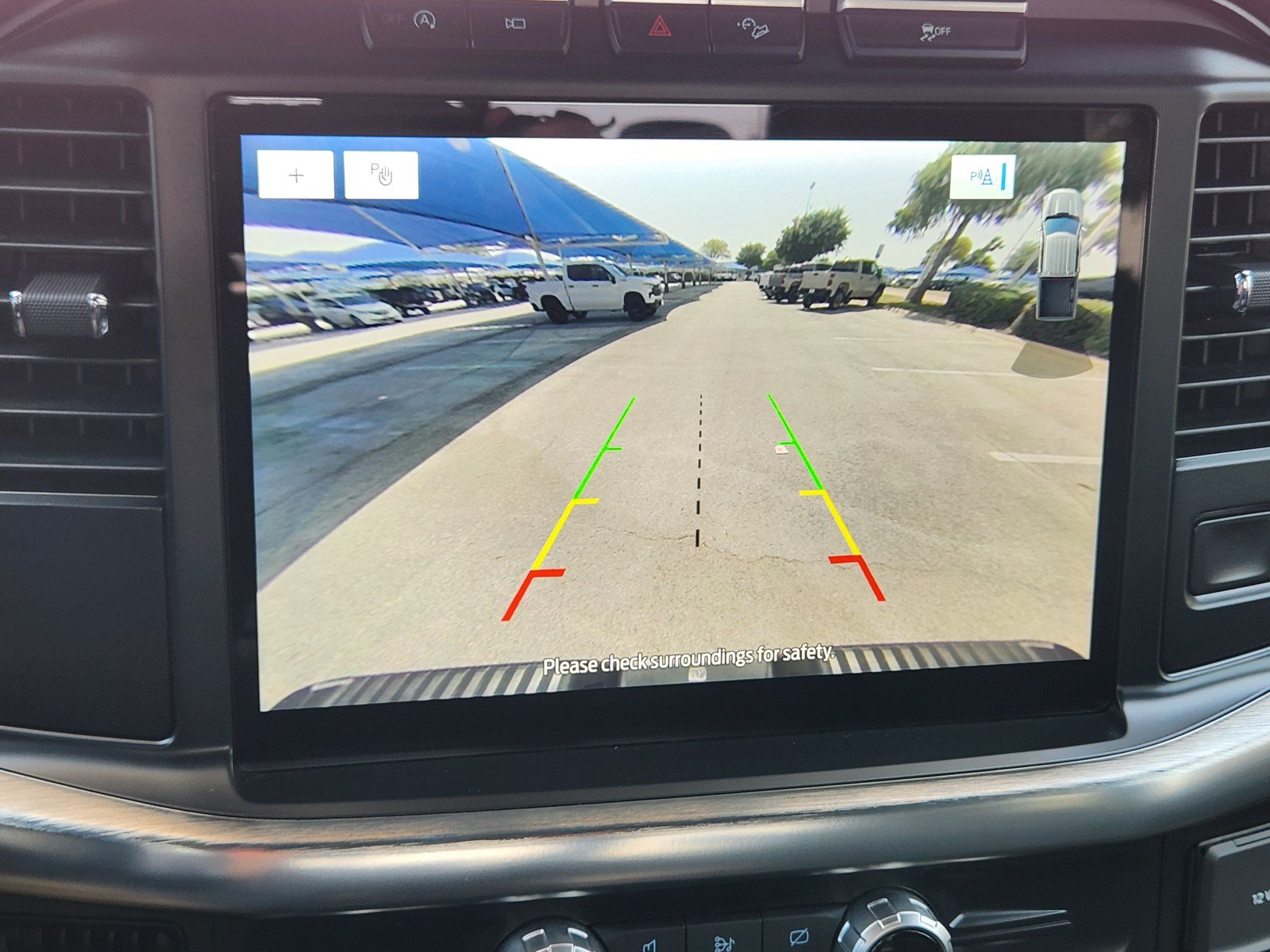Used 2023 Ford F150 Lariat AWD/4WD image 8