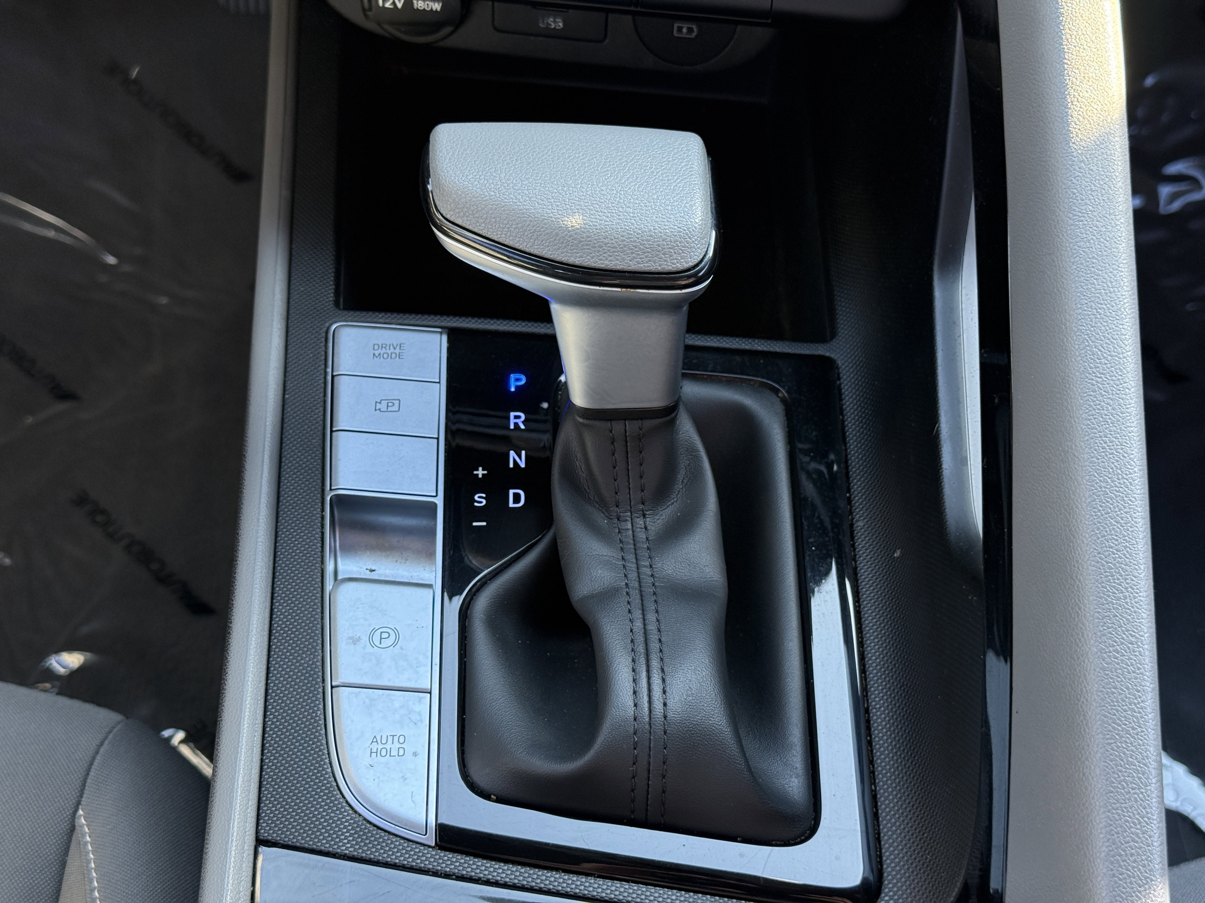 Used 2024 Hyundai Elantra Blue FWD image 25