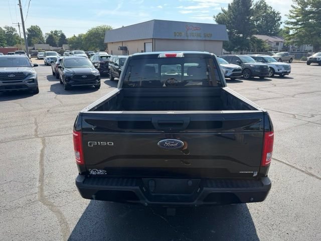 Used 2016 Ford F150 XLT w/ Equipment Group 302A Luxury AWD/4WD image 12
