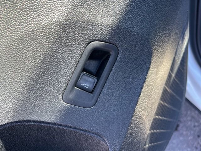 Used 2024 Volkswagen Atlas SE image 27