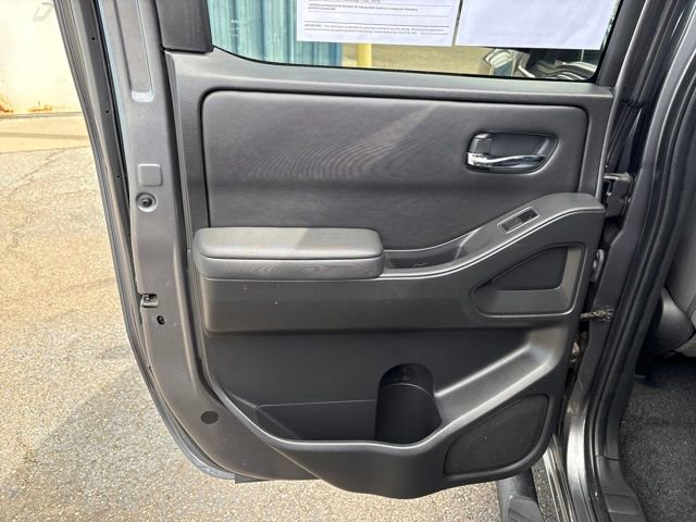 Used 2023 Nissan Frontier SV w/ SV Convenience Package image 23