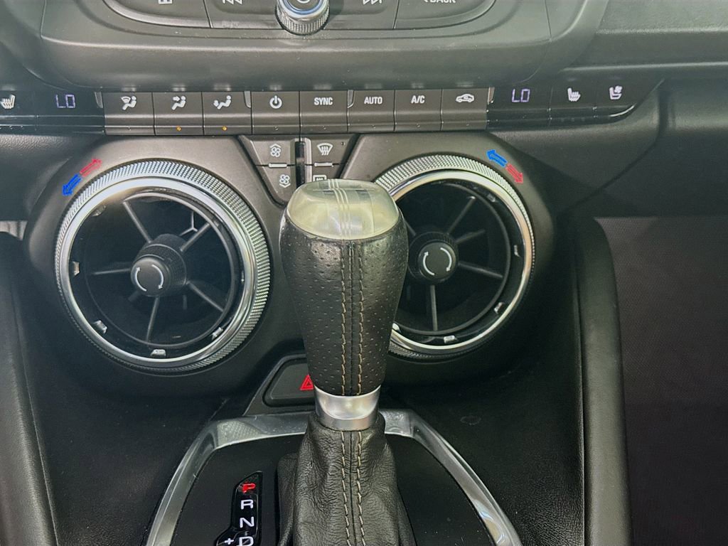 Used 2016 Chevrolet Camaro LT RWD image 16