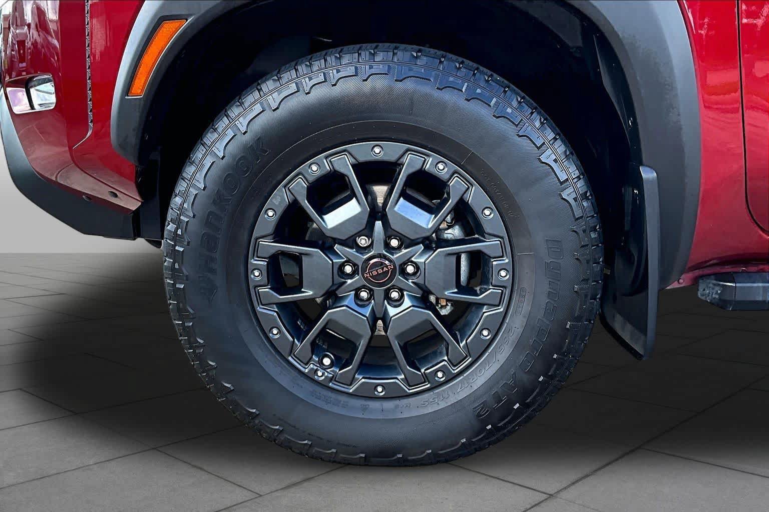 Certified 2024 Nissan Frontier PRO-4X w/ Pro Premium Package AWD/4WD image 11