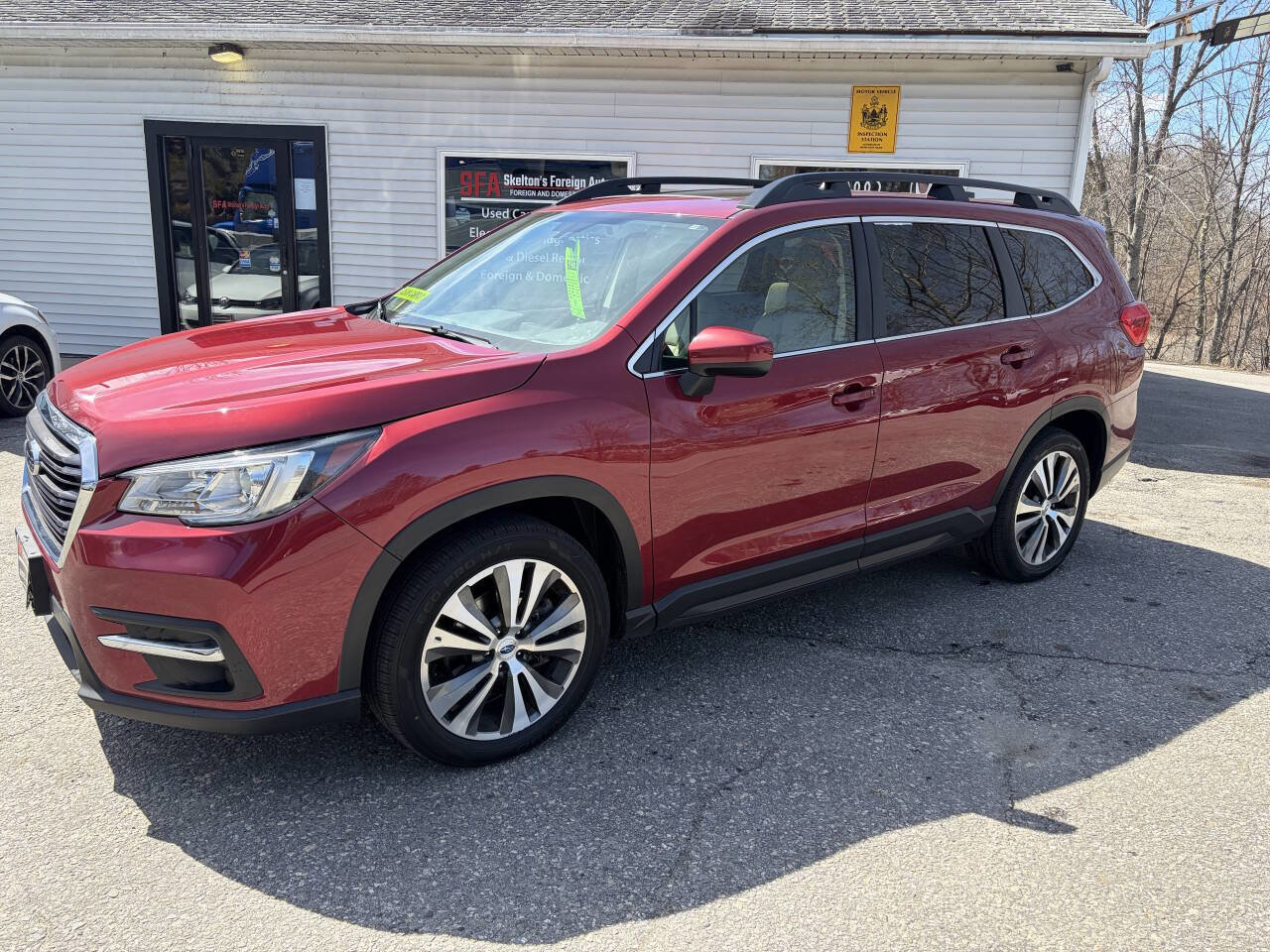 Used 2019 Subaru Ascent Premium image 3