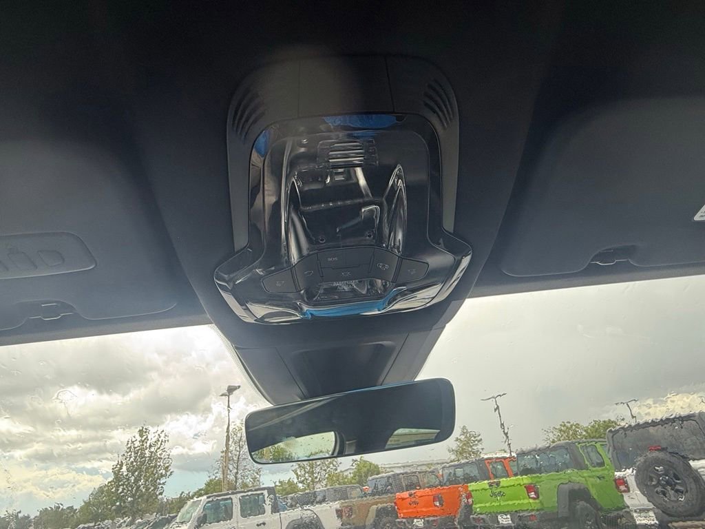 New 2025 Dodge Hornet R/T w/ R/T Blacktop Package image 12