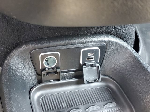 Used 2021 Chrysler Pacifica Touring-L w/ S Appearance Package FWD image 26