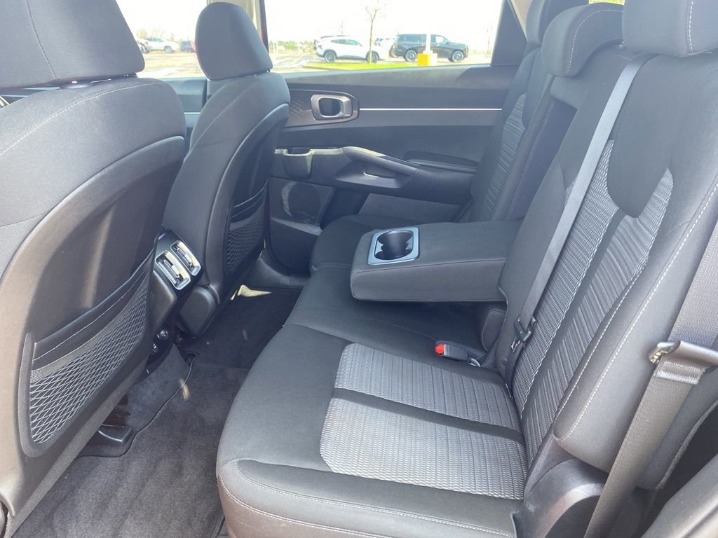 Certified 2021 Kia Sorento LX image 20