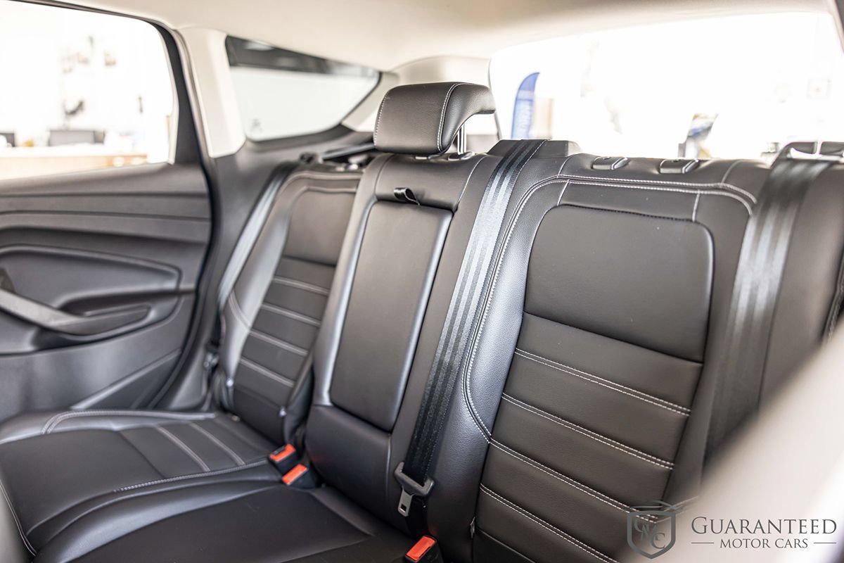 Used 2019 Ford Escape Titanium w/ U9j03 - Titanium Tow Package AWD/4WD image 32