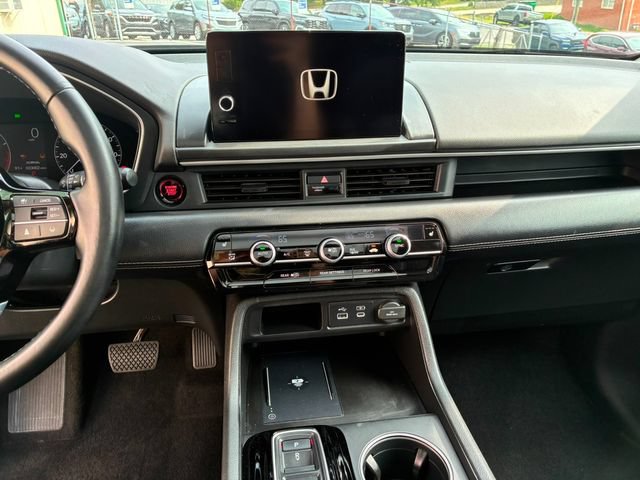 Used 2023 Honda Pilot Touring image 28
