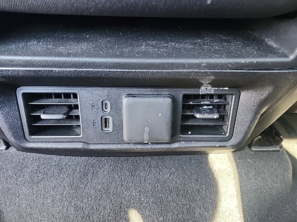 Used 2025 Chevrolet Silverado 1500 LT RWD image 25