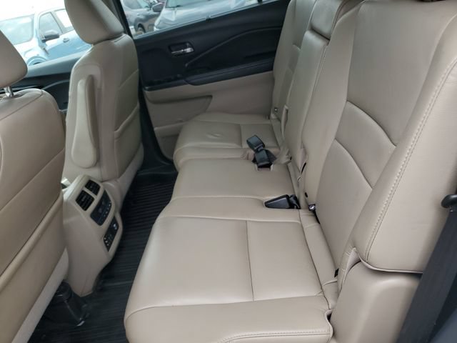 Used 2016 Honda Pilot Touring image 26
