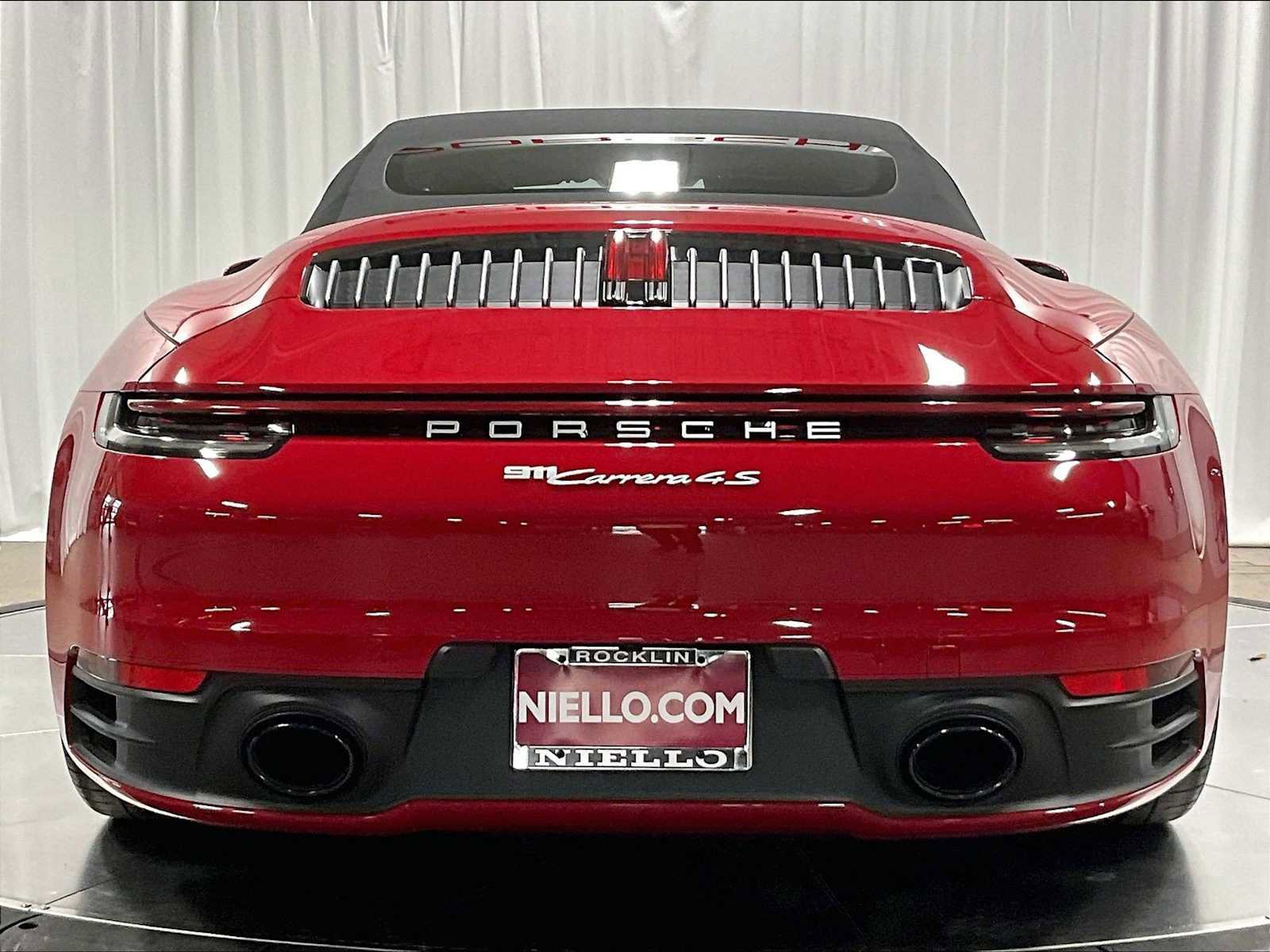 Used 2023 Porsche 911 Carrera 4S image 9