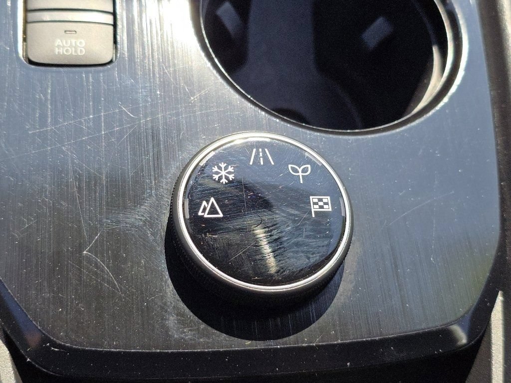 Used 2023 Nissan Rogue SV AWD/4WD image 32