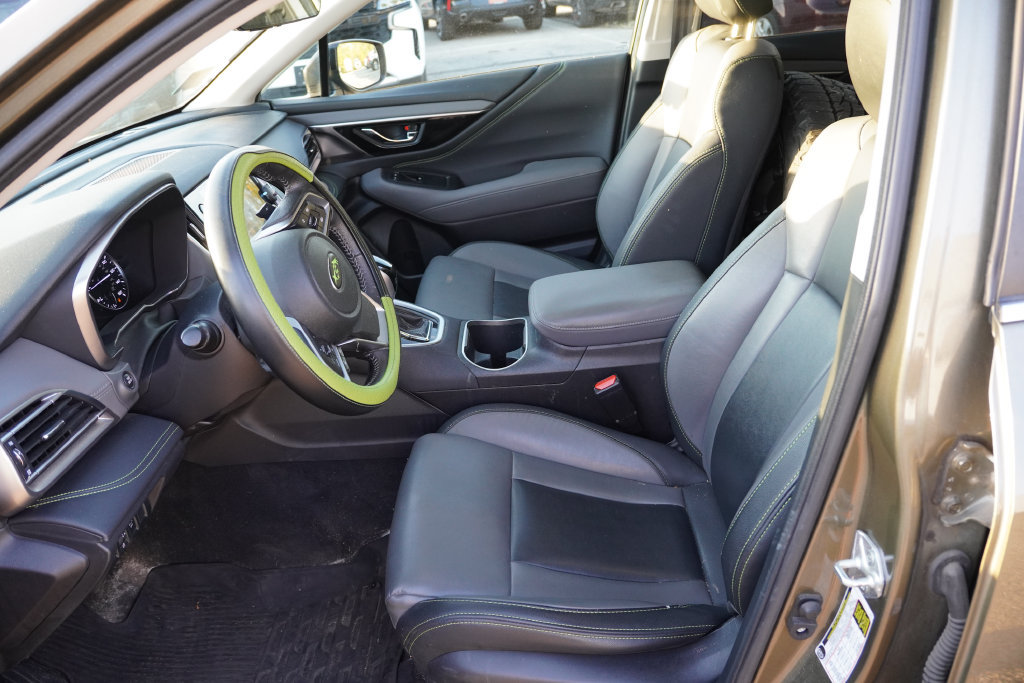 Used 2021 Subaru Outback Onyx Edition XT w/ Popular Package #2 AWD/4WD image 4