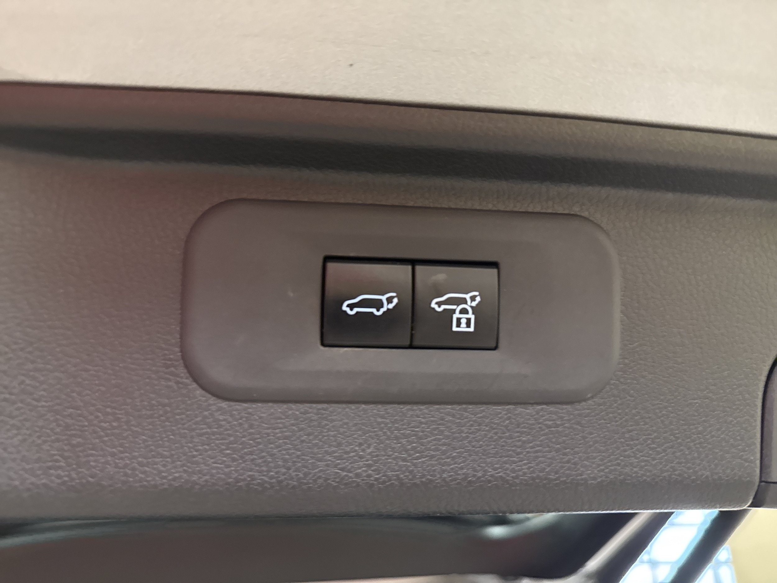 Used 2024 Toyota Grand Highlander AWD Hybrid image 26