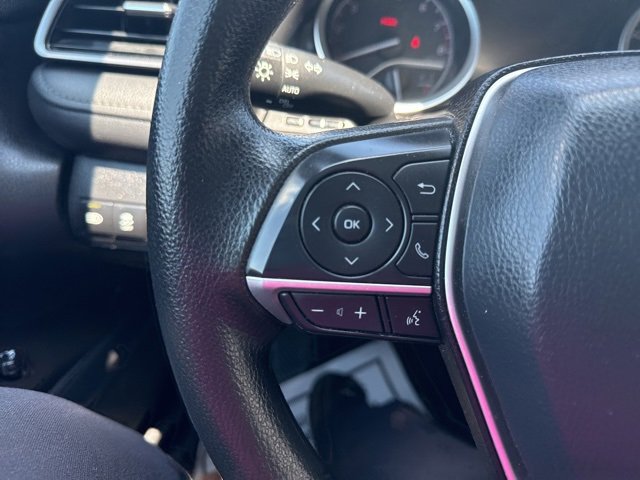 Used 2022 Toyota Camry LE image 18