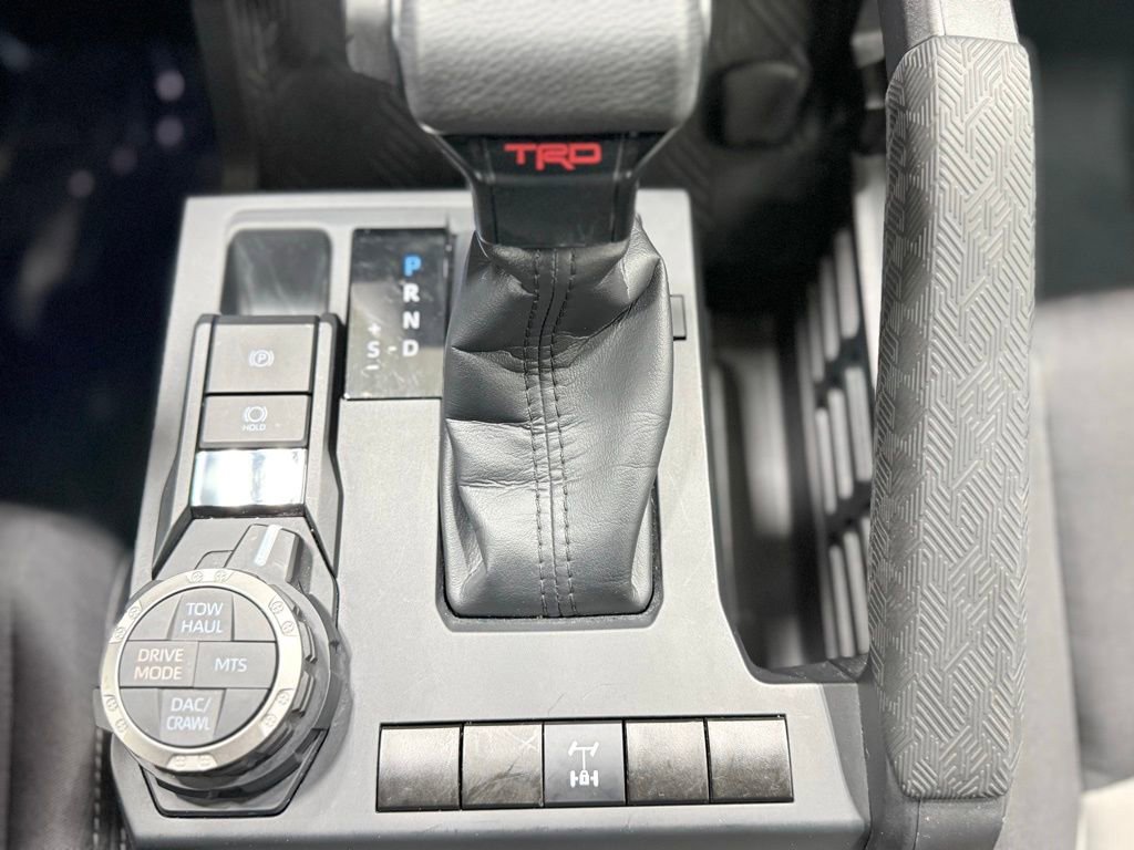 Used 2025 Toyota Tacoma TRD Off-Road image 23