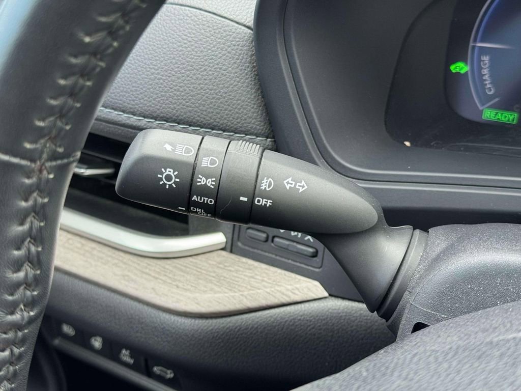 Used 2024 Toyota Grand Highlander AWD Hybrid image 25