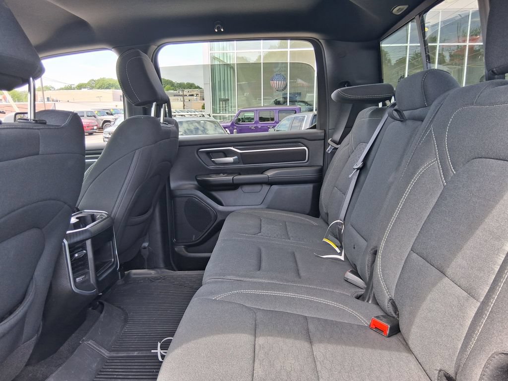 Used 2025 RAM 1500 Big Horn AWD/4WD image 33