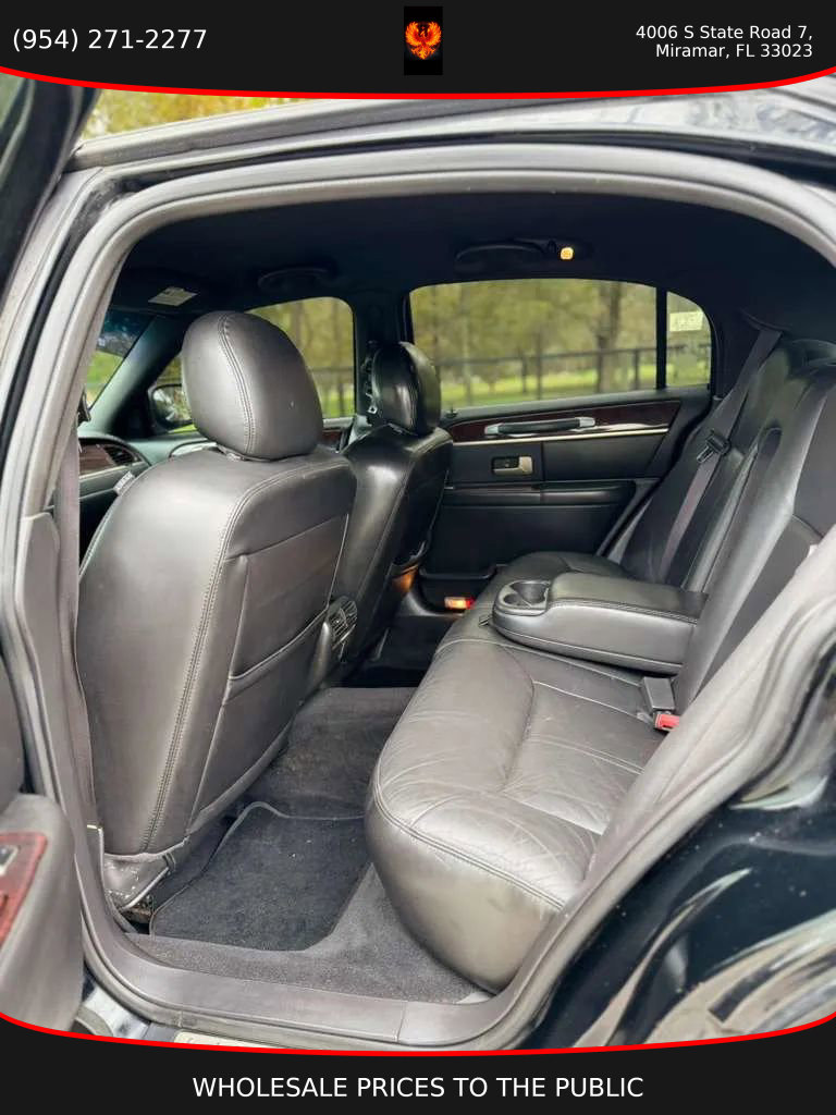 Used 2008 Lincoln Town Car Signature Limited image 8