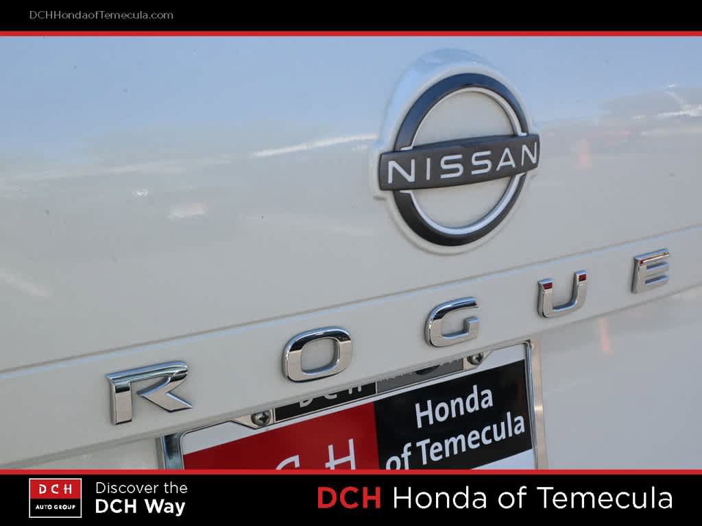 Used 2022 Nissan Rogue SV FWD image 7