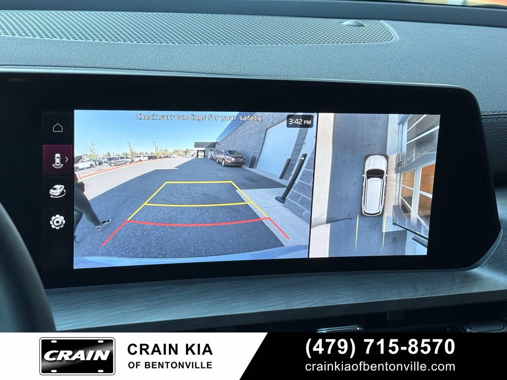 Certified 2025 Kia Telluride SX Prestige X-Line AWD/4WD image 16