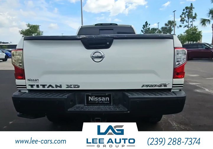Used 2019 Nissan Titan PRO-4X w/ Pro-4x Convenience Package AWD/4WD image 2