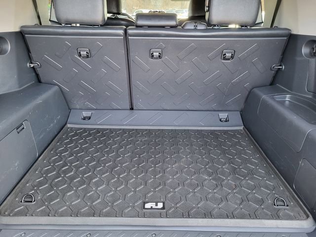 Used 2014 Toyota FJ Cruiser 4WD w/ Convenience Package image 11