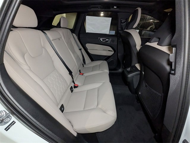 New 2026 Volvo XC60 B5 Plus w/ Protection Package Premier image 29