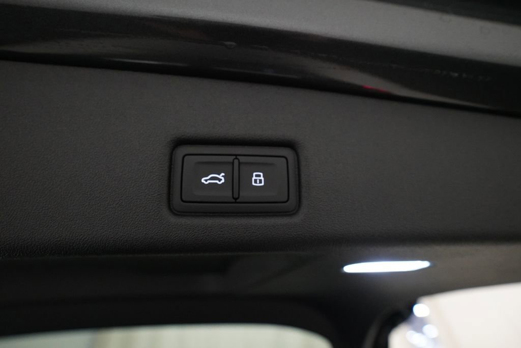 New 2026 Audi Q5 Premium Plus AWD/4WD image 15