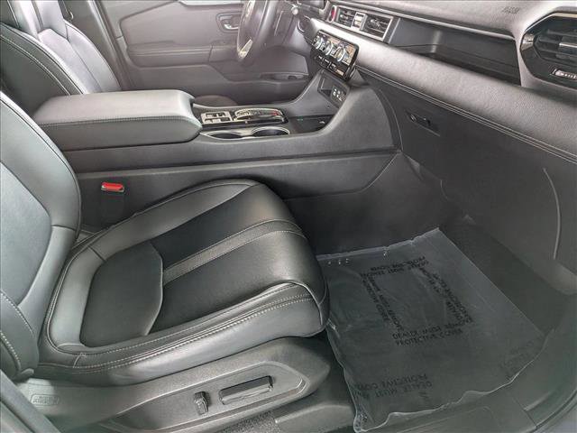 Used 2023 Honda Pilot Touring image 21