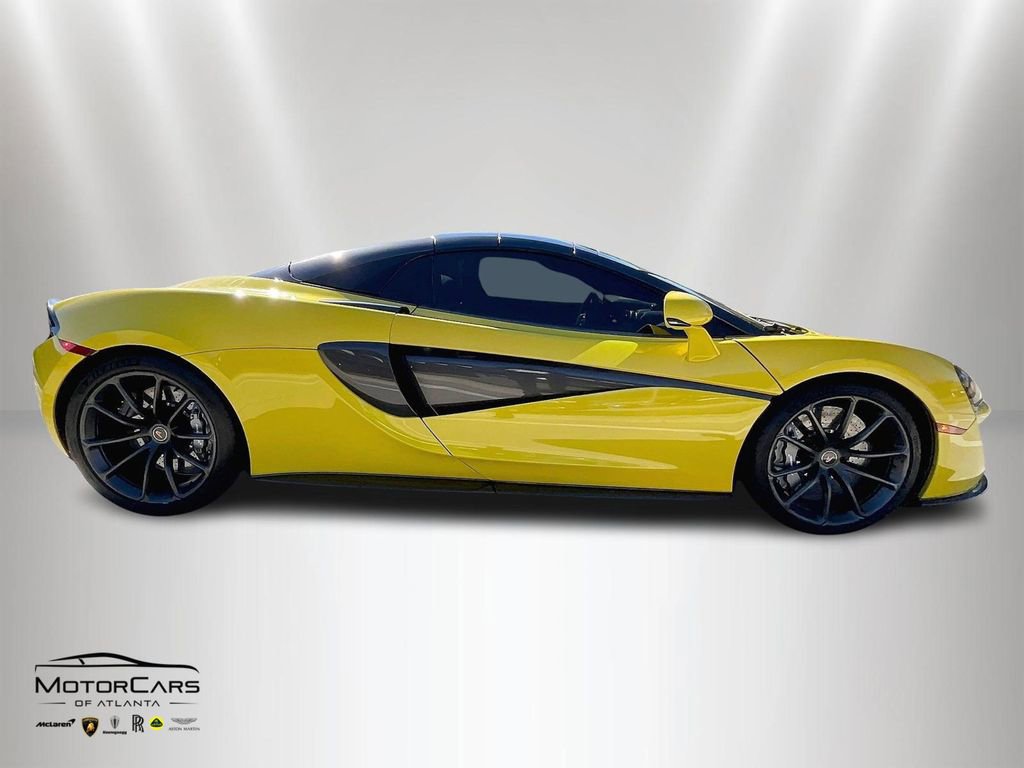 Used 2018 McLaren 570S Spider image 6